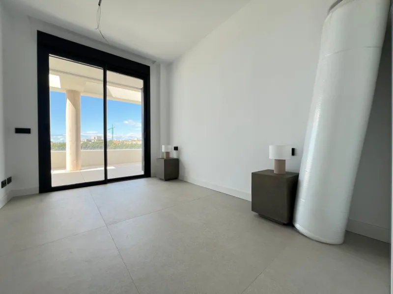 Apartment - Middle Floor Apartment в продаже в Marbella, Málaga. В доме 2 спален и 2 ванных комнат. Площадь дома 85 м²