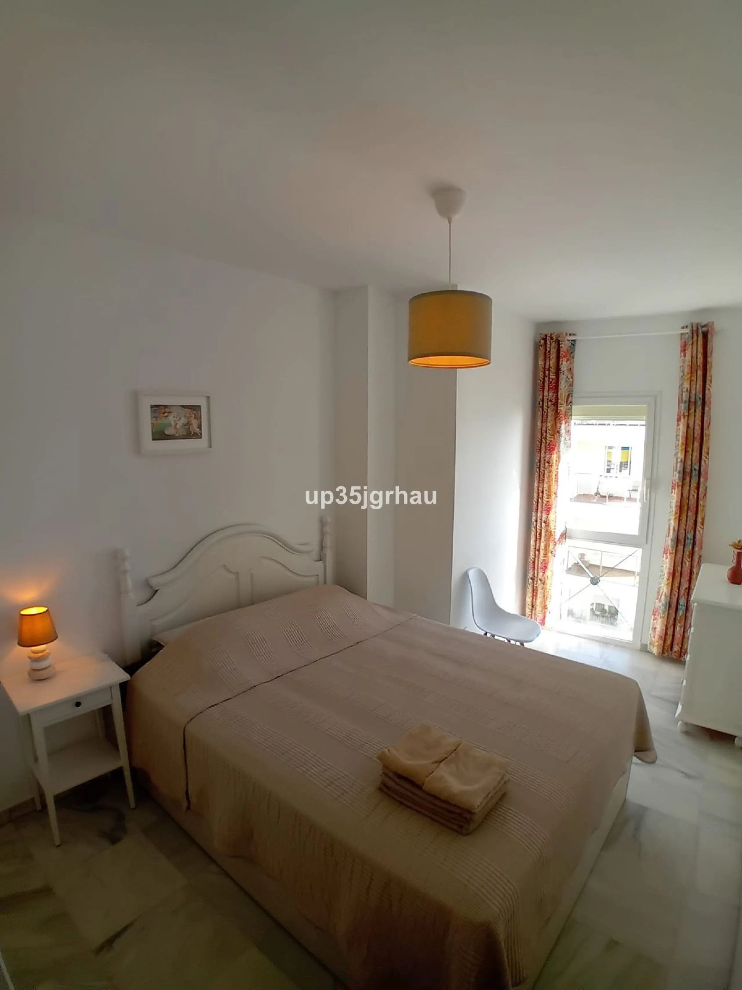 Two-bedroom apartment just 50 meters from the beach in a prime beachfront building in the heart of Estepona, on the new Estepona promenade.