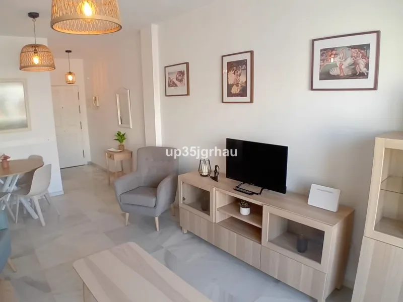 Two-bedroom apartment just 50 meters from the beach in a prime beachfront building in the heart of Estepona, on the new Estepona promenade.