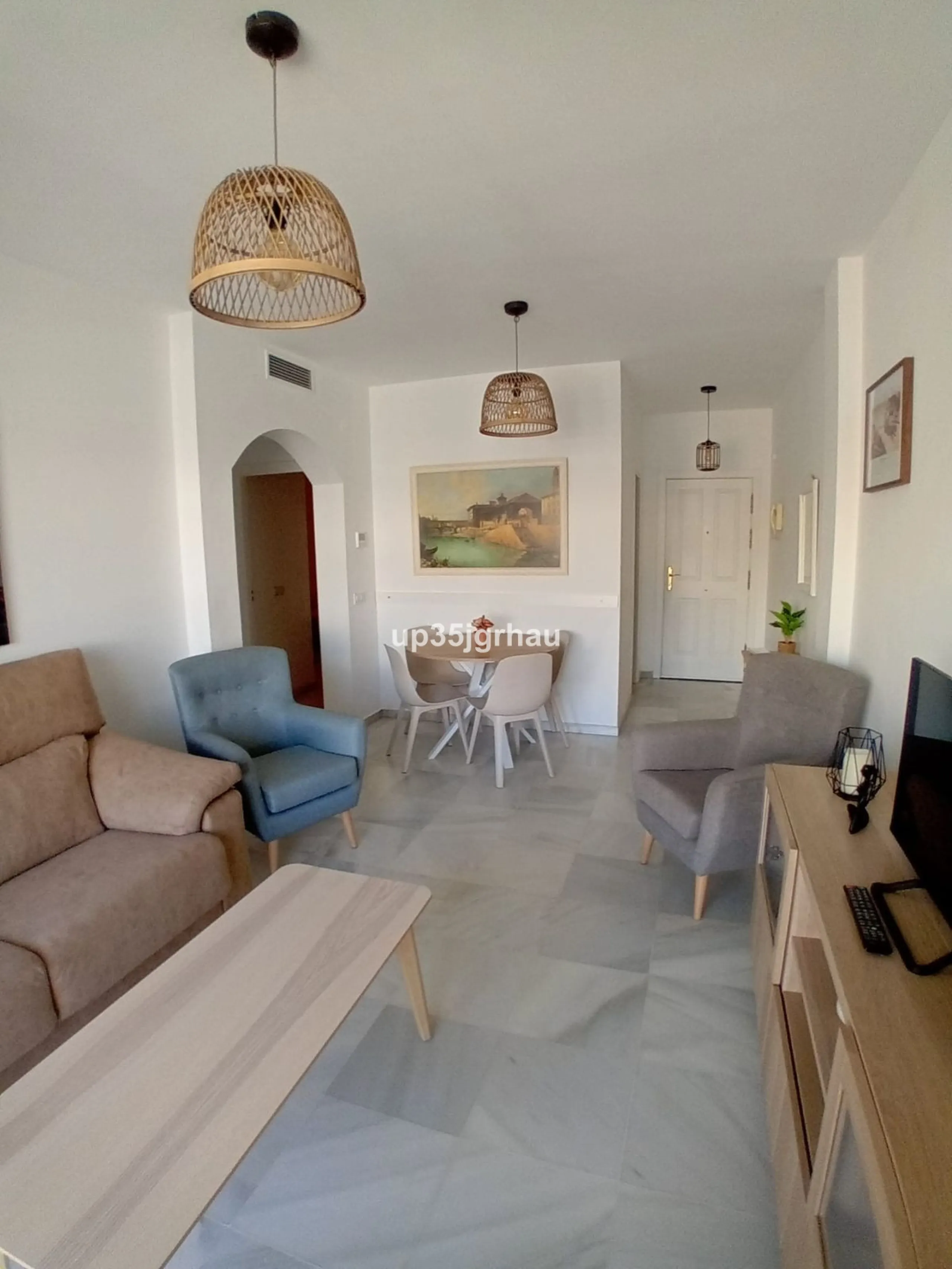 Two-bedroom apartment just 50 meters from the beach in a prime beachfront building in the heart of Estepona, on the new Estepona promenade.