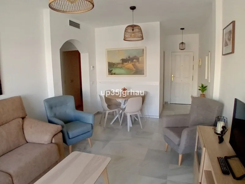 Two-bedroom apartment just 50 meters from the beach in a prime beachfront building in the heart of Estepona, on the new Estepona promenade.