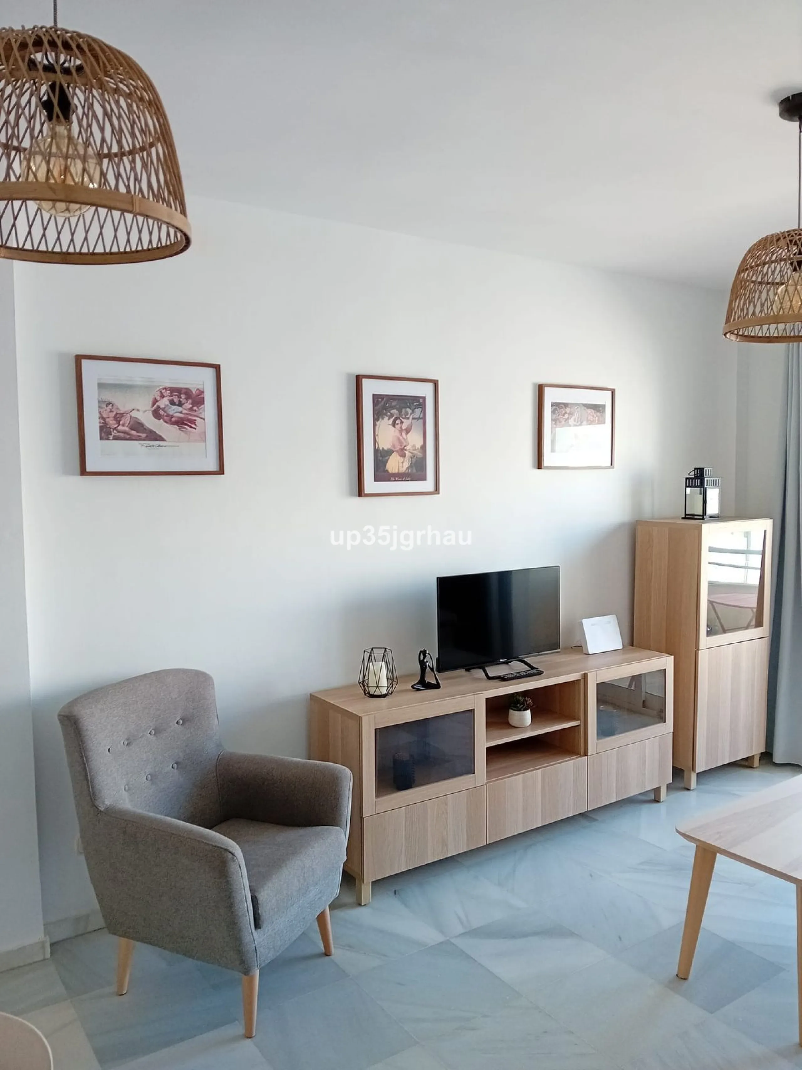 Two-bedroom apartment just 50 meters from the beach in a prime beachfront building in the heart of Estepona, on the new Estepona promenade.