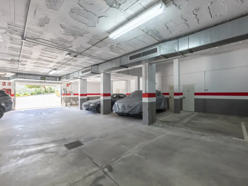 House - Townhouse в продаже в Benahavís, Málaga. В доме 4 спален и 4 ванных комнат. Площадь дома 227 м². Площадь участка 40 м²