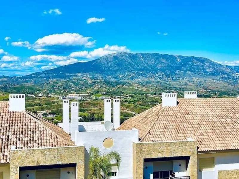 Experience Luxury and Tranquility at La Cala Golf