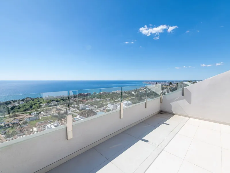 Contact us today Duplex Penthouse with Spectacular Sea Views in Stupa Hills