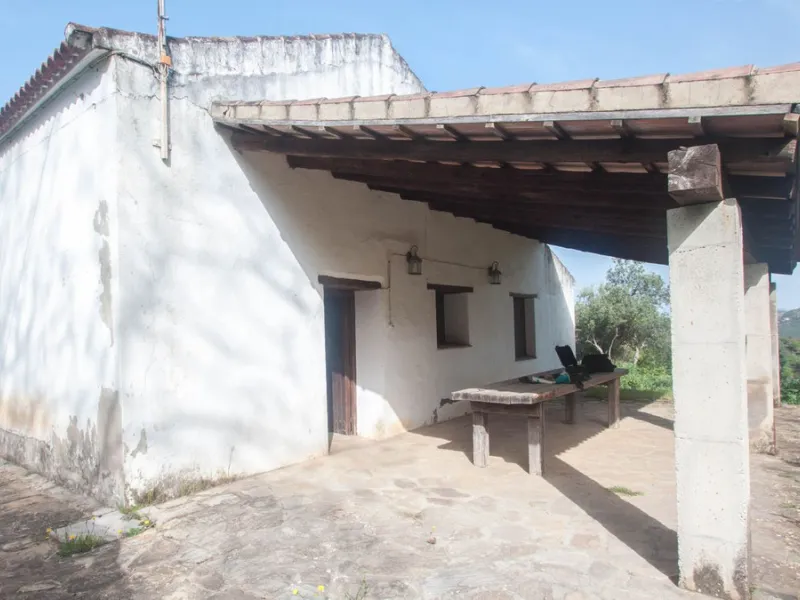Charming Estate with Spectacular Views in a Natural Paradise – Just 5 Minutes from Gaucín