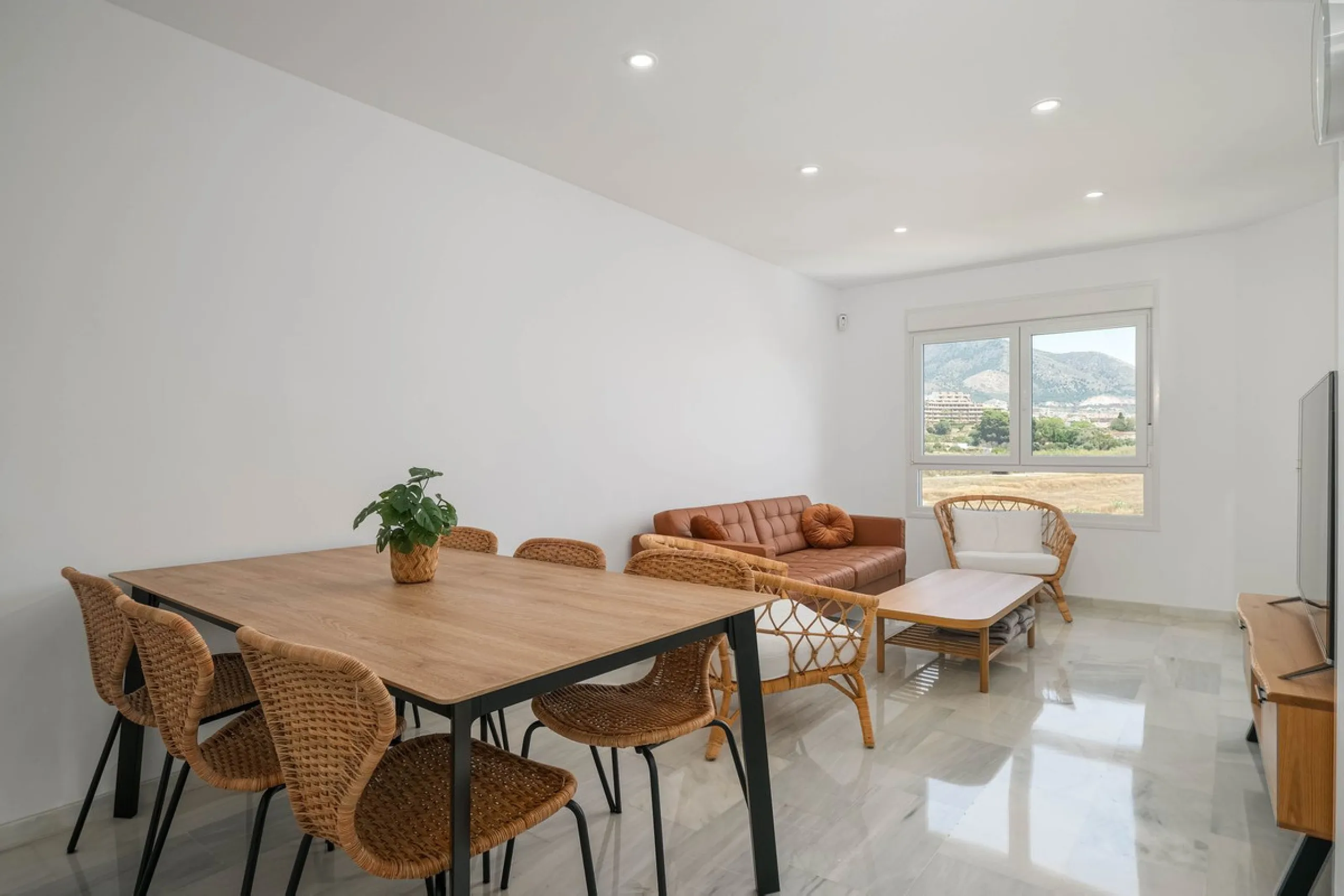 Dream Penthouse with Sea and Mountain Views – Ready to Move In!