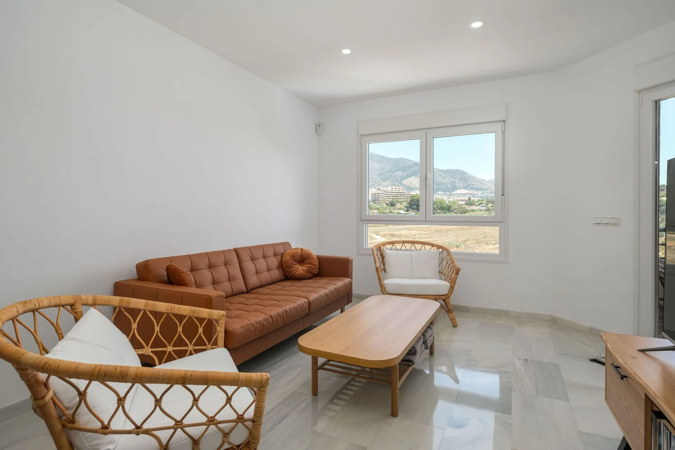 Dream Penthouse with Sea and Mountain Views – Ready to Move In!