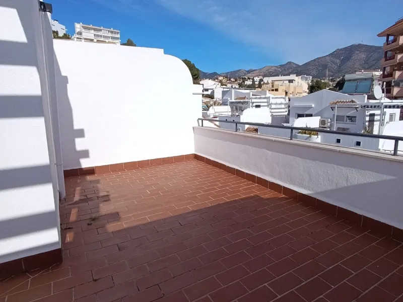 Beautiful townhouse, ideal for those seeking comfort, style, and an unbeatable location..