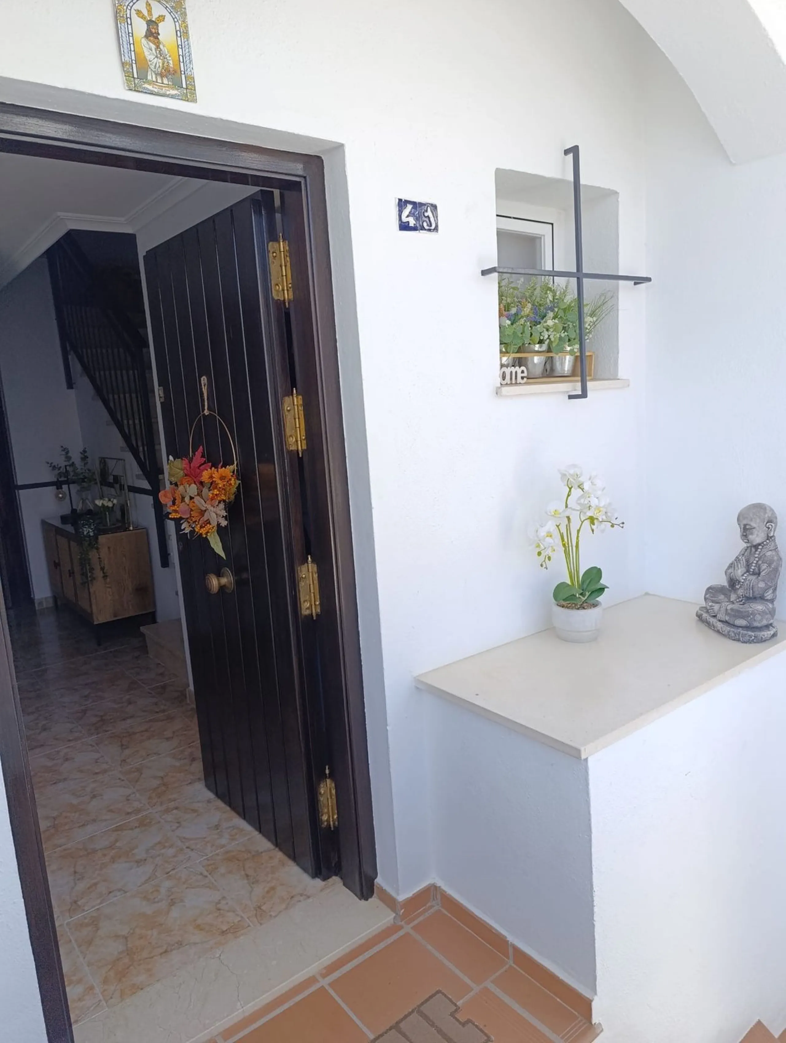 Beautiful townhouse, ideal for those seeking comfort, style, and an unbeatable location..