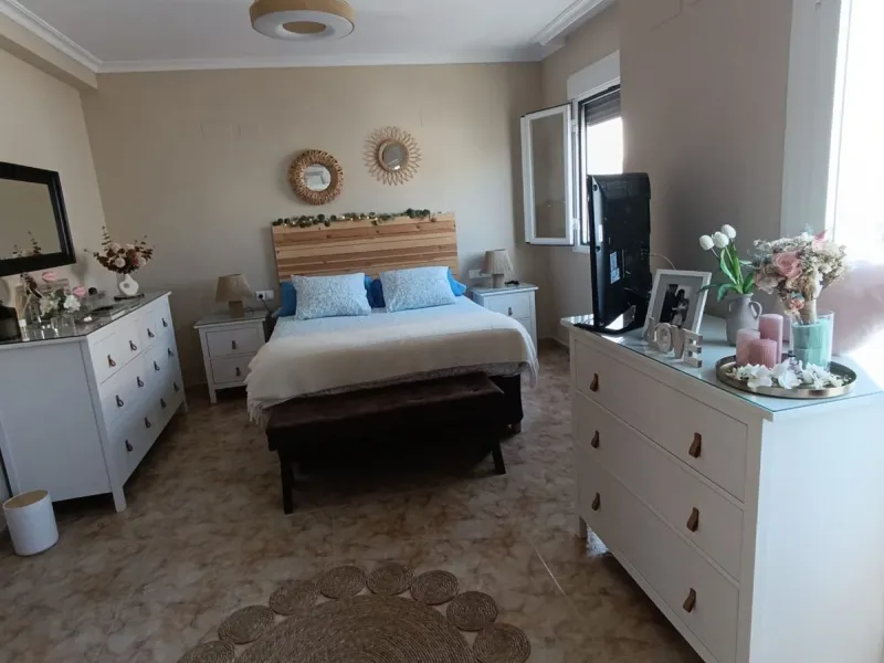 Beautiful townhouse, ideal for those seeking comfort, style, and an unbeatable location..