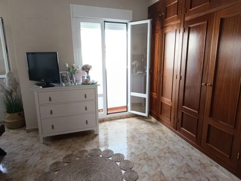 Beautiful townhouse, ideal for those seeking comfort, style, and an unbeatable location..