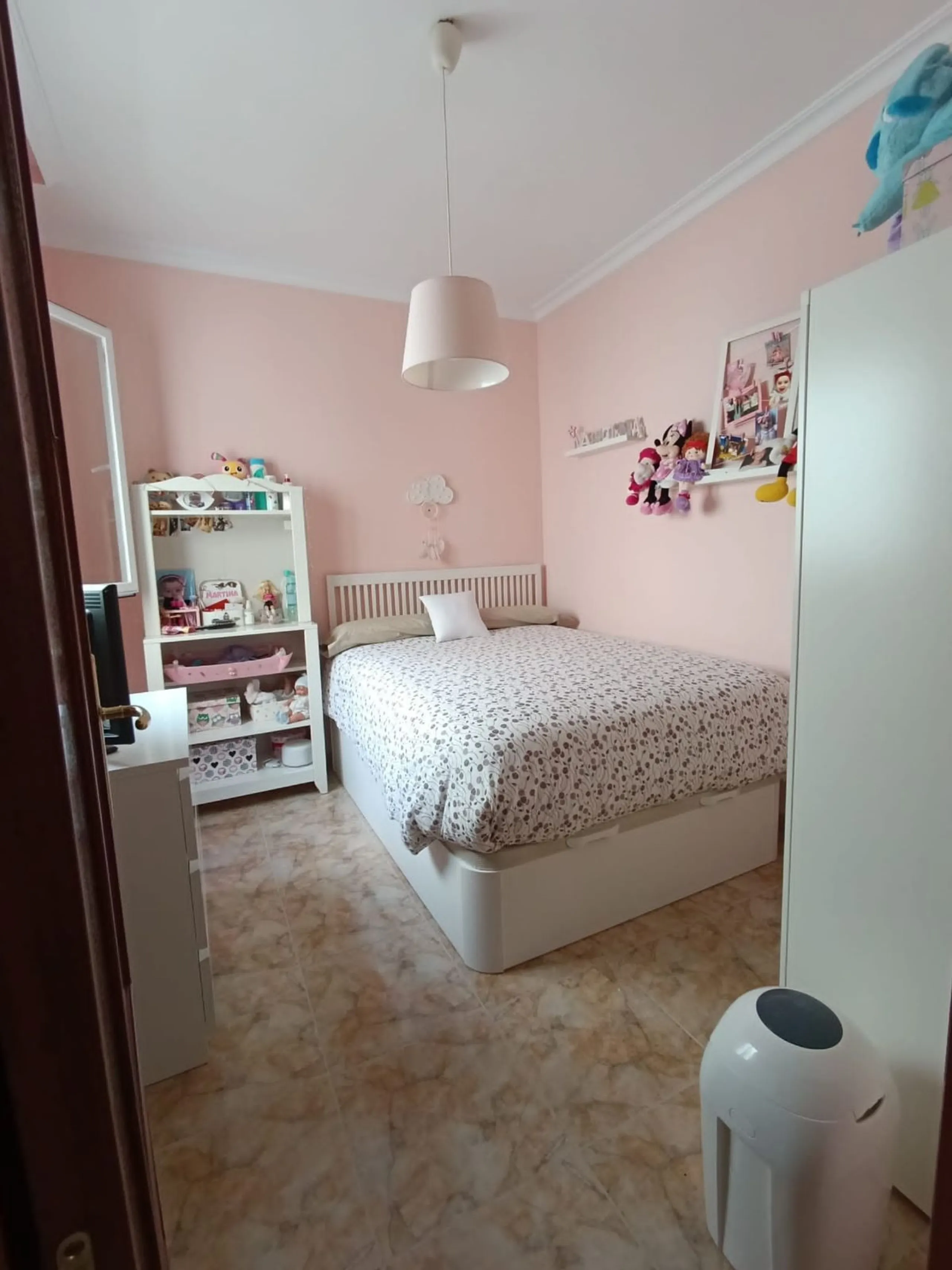 Beautiful townhouse, ideal for those seeking comfort, style, and an unbeatable location..