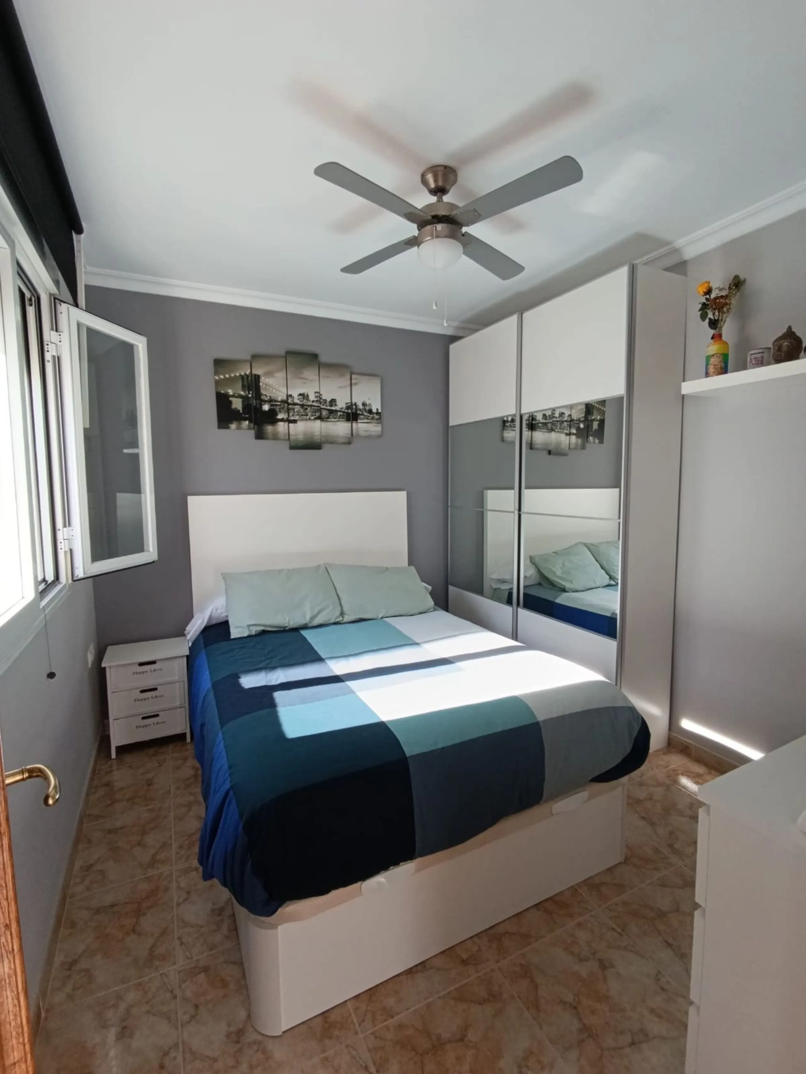 Beautiful townhouse, ideal for those seeking comfort, style, and an unbeatable location..