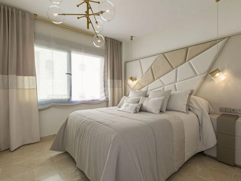 Modern renovated apartment with spectacular terrace in a highly sought-after area of Marbella, 150m from the beach!