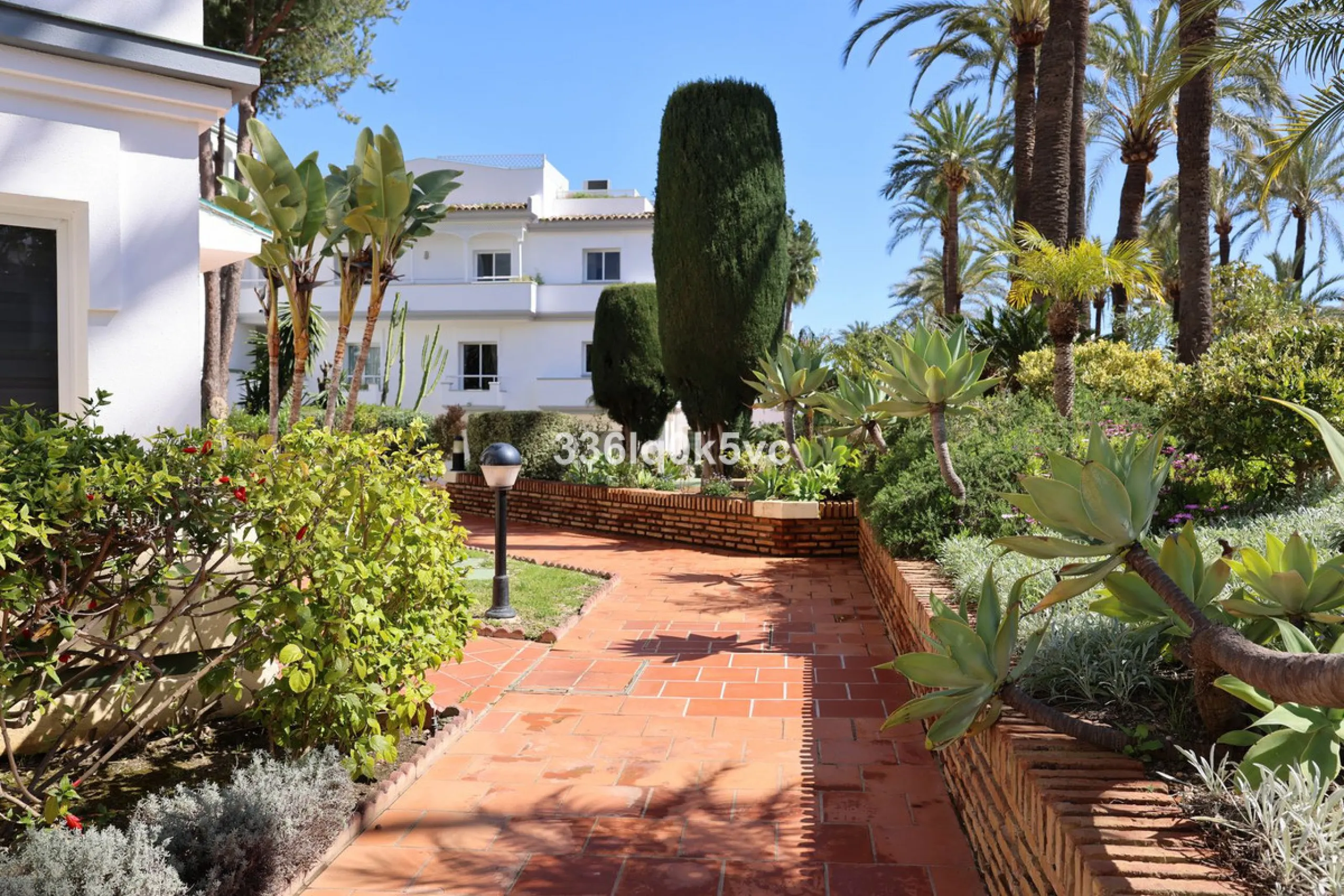 Unique Townhouse in Dominion Beach – Estepona