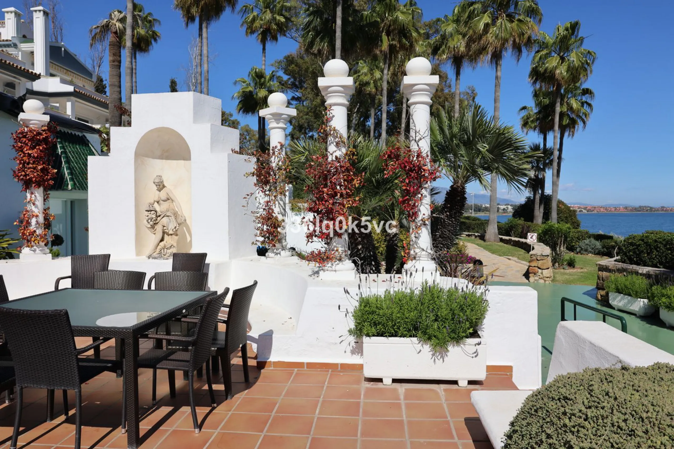 Unique Townhouse in Dominion Beach – Estepona