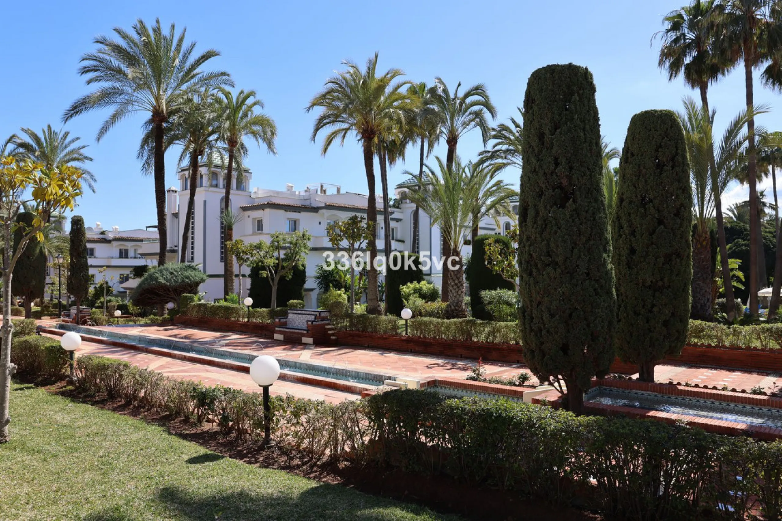 Unique Townhouse in Dominion Beach – Estepona