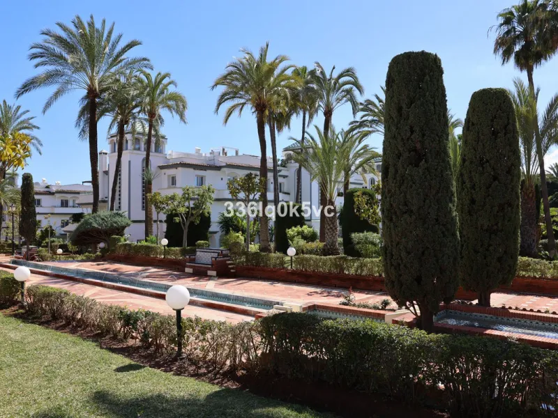 Unique Townhouse in Dominion Beach – Estepona