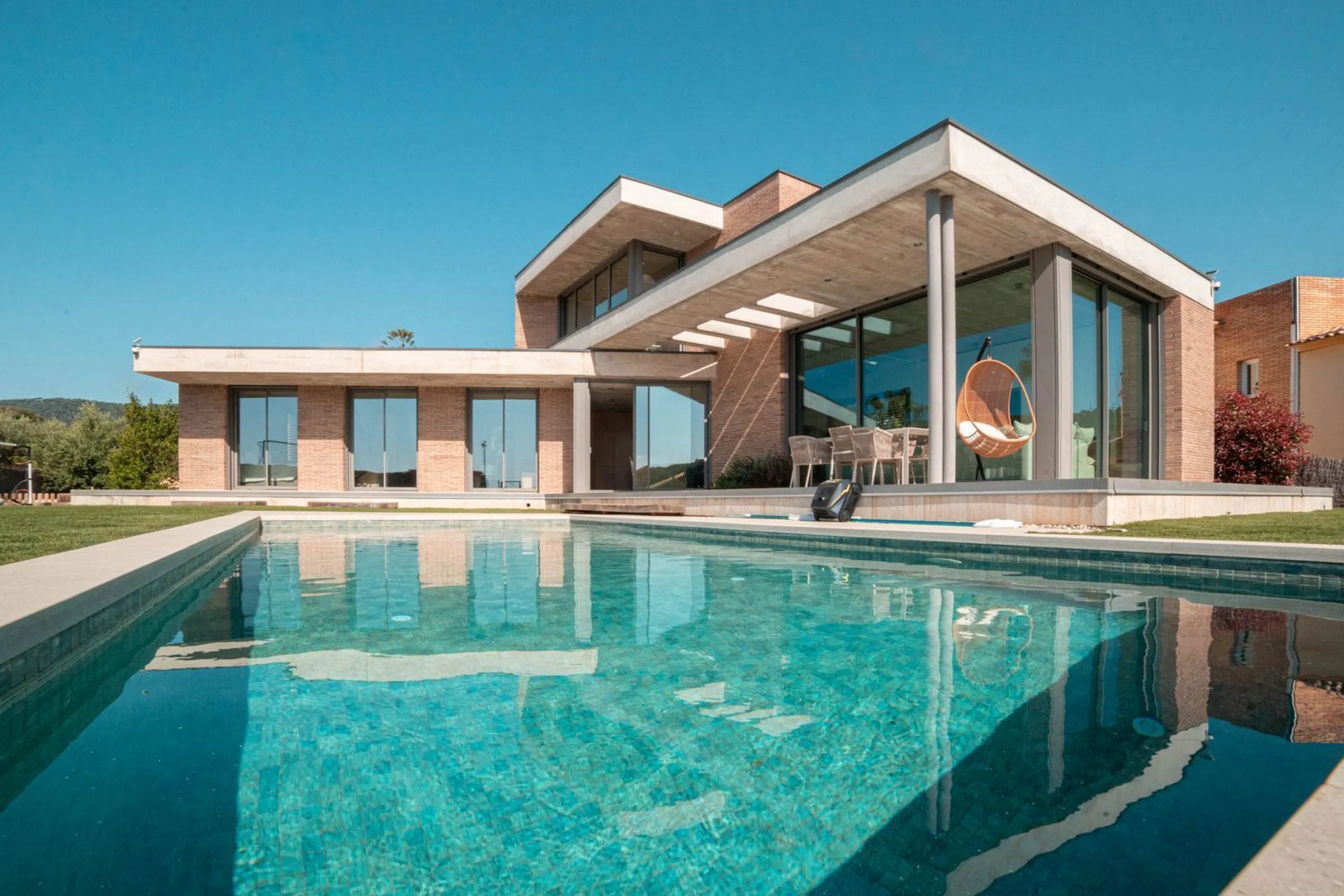 Contemporary House with Sea Views in Cabrils, Maresme