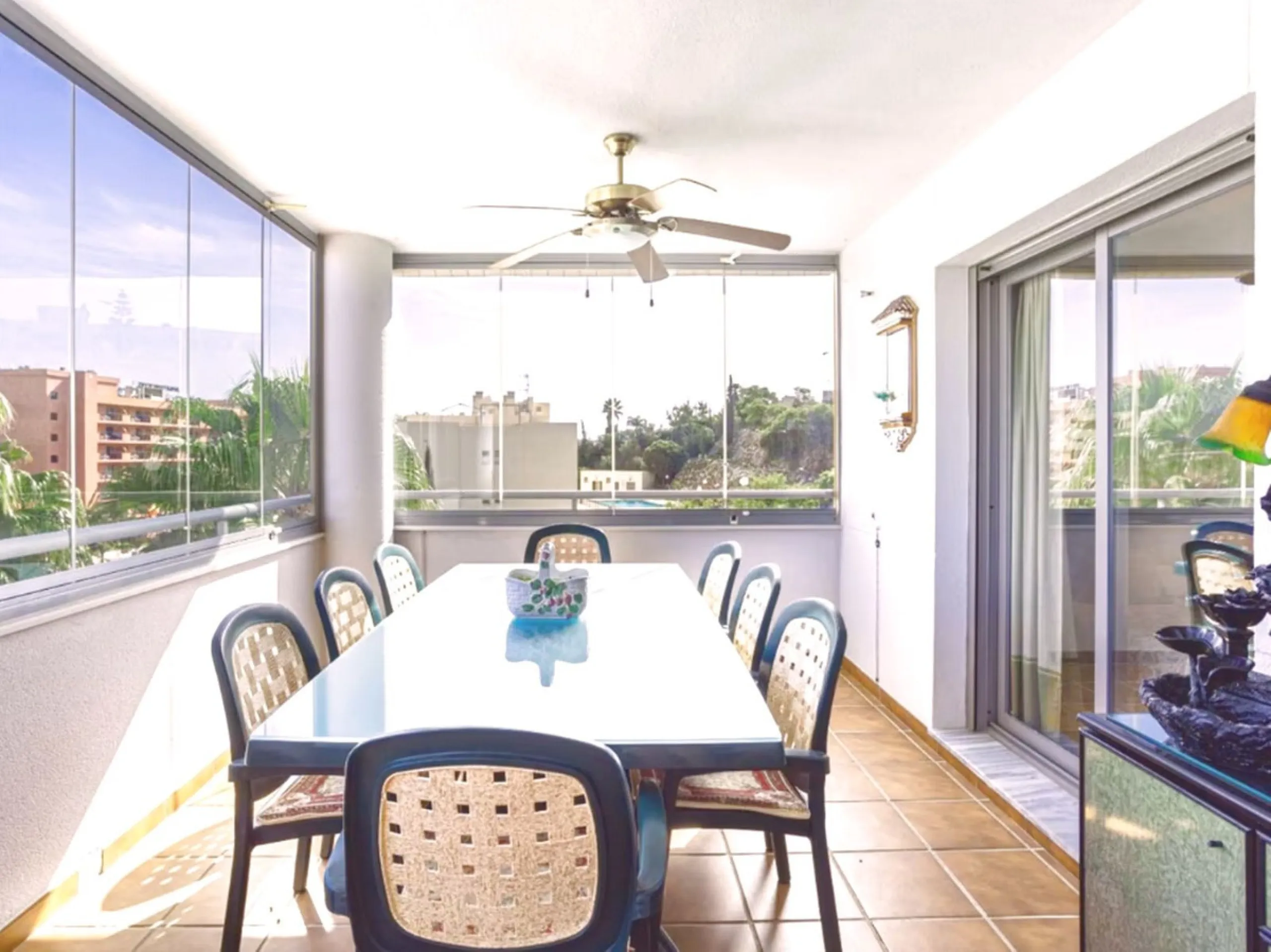 Wonderful apartment located in the Miramar development in Fuengirola.