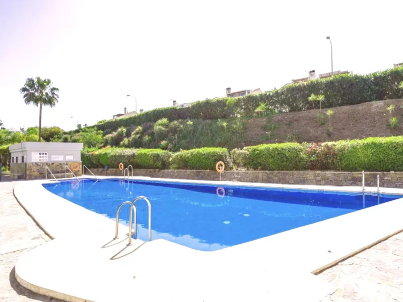 Wonderful apartment located in the Miramar development in Fuengirola.