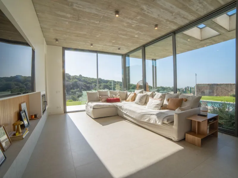 Contemporary House with Sea Views in Cabrils, Maresme