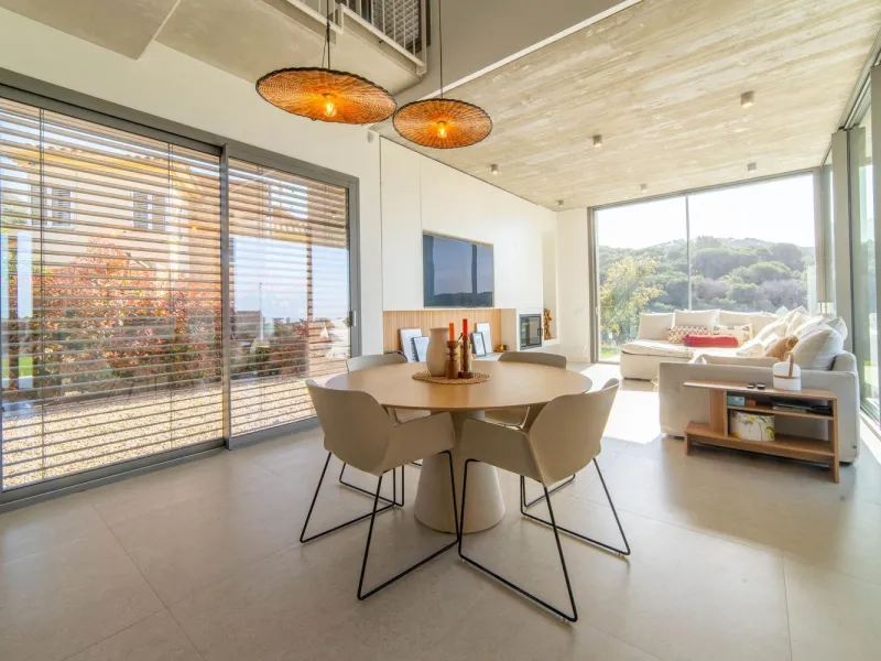 Contemporary House with Sea Views in Cabrils, Maresme