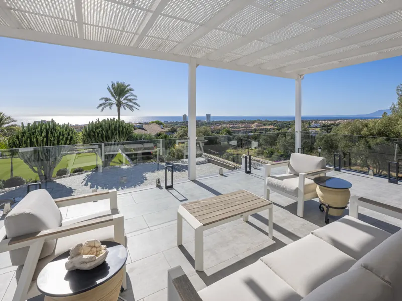 Set on two generous plots totalling 6.128 m², this private and peaceful luxury villa offers a rare blend of modern Mediterranean style and natural beauty in Elviria, Marbella East. Surrounded by its own unspoilt land on one side, the property enjoys excep