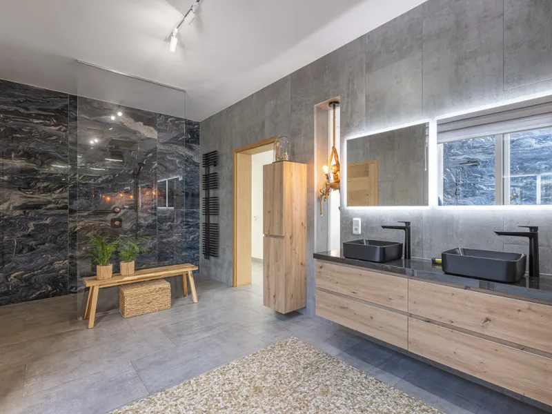 Set on two generous plots totalling 6.128 m², this private and peaceful luxury villa offers a rare blend of modern Mediterranean style and natural beauty in Elviria, Marbella East. Surrounded by its own unspoilt land on one side, the property enjoys excep