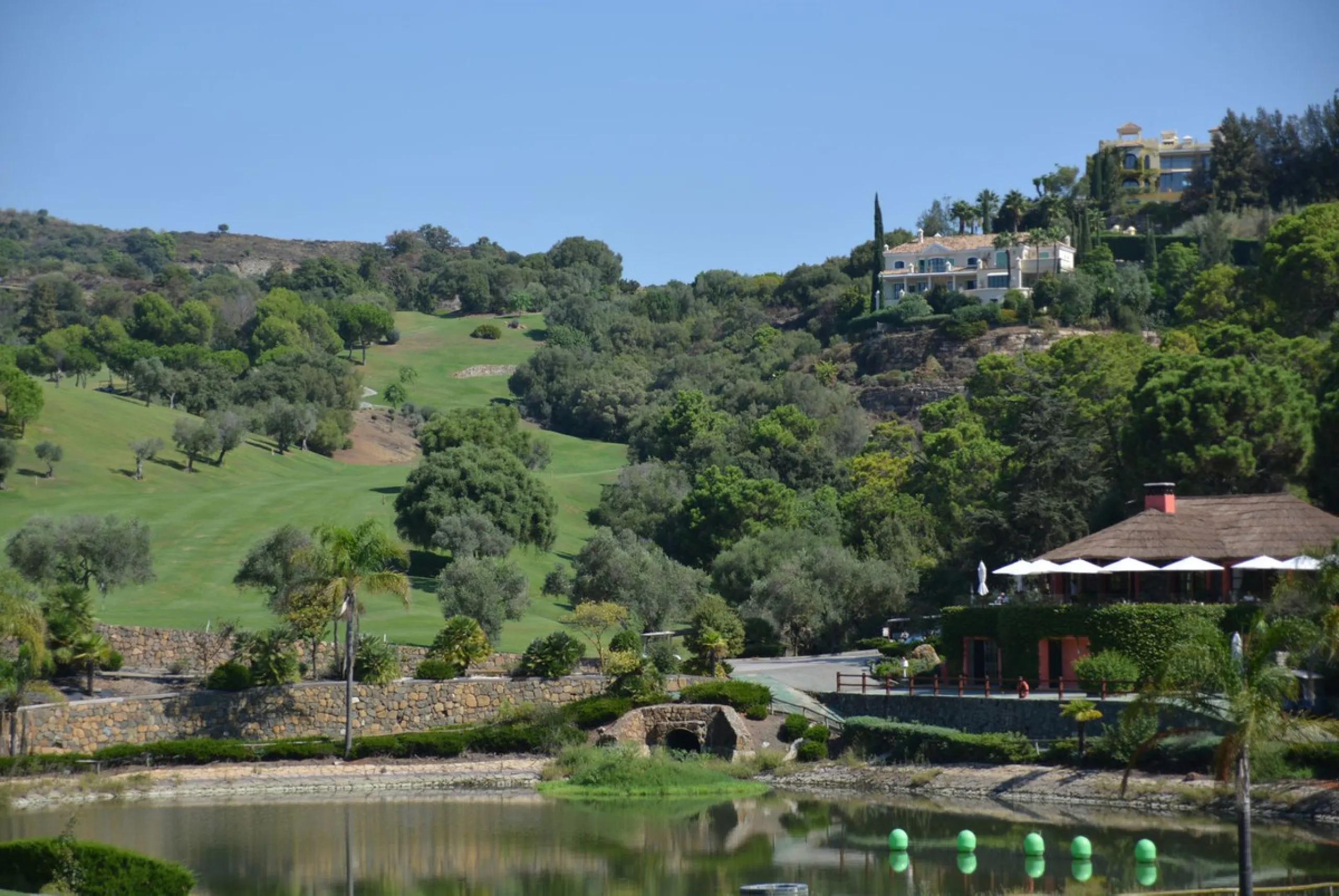 Turn-key luxury villa for sale within the Marbella Club Golf Resort, in a very quiet area surrounded by forest.