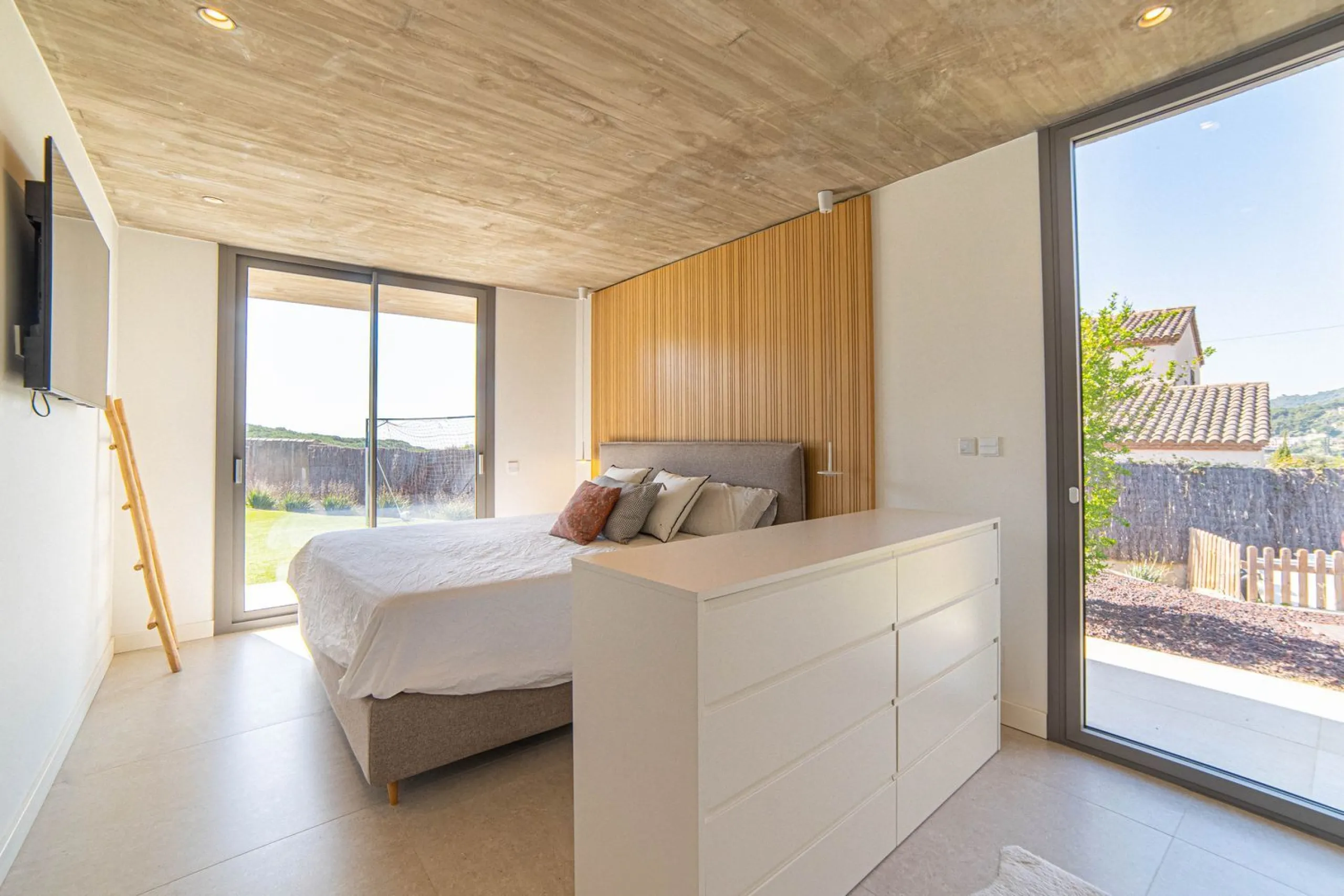 Contemporary House with Sea Views in Cabrils, Maresme