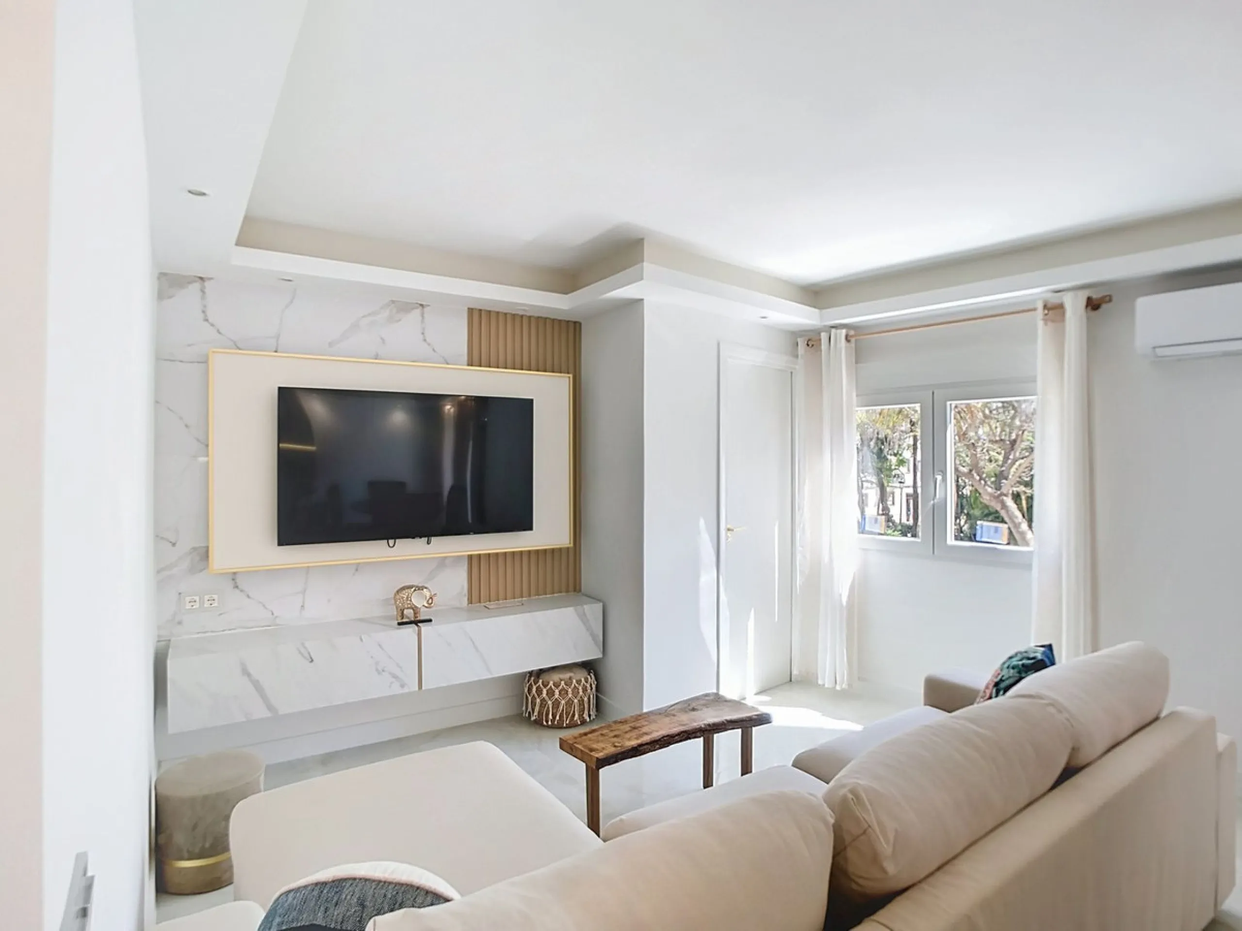 Brand new refurbished flat in the centre of Estepona - 3 bedrooms, 3 bathrooms and tourist license