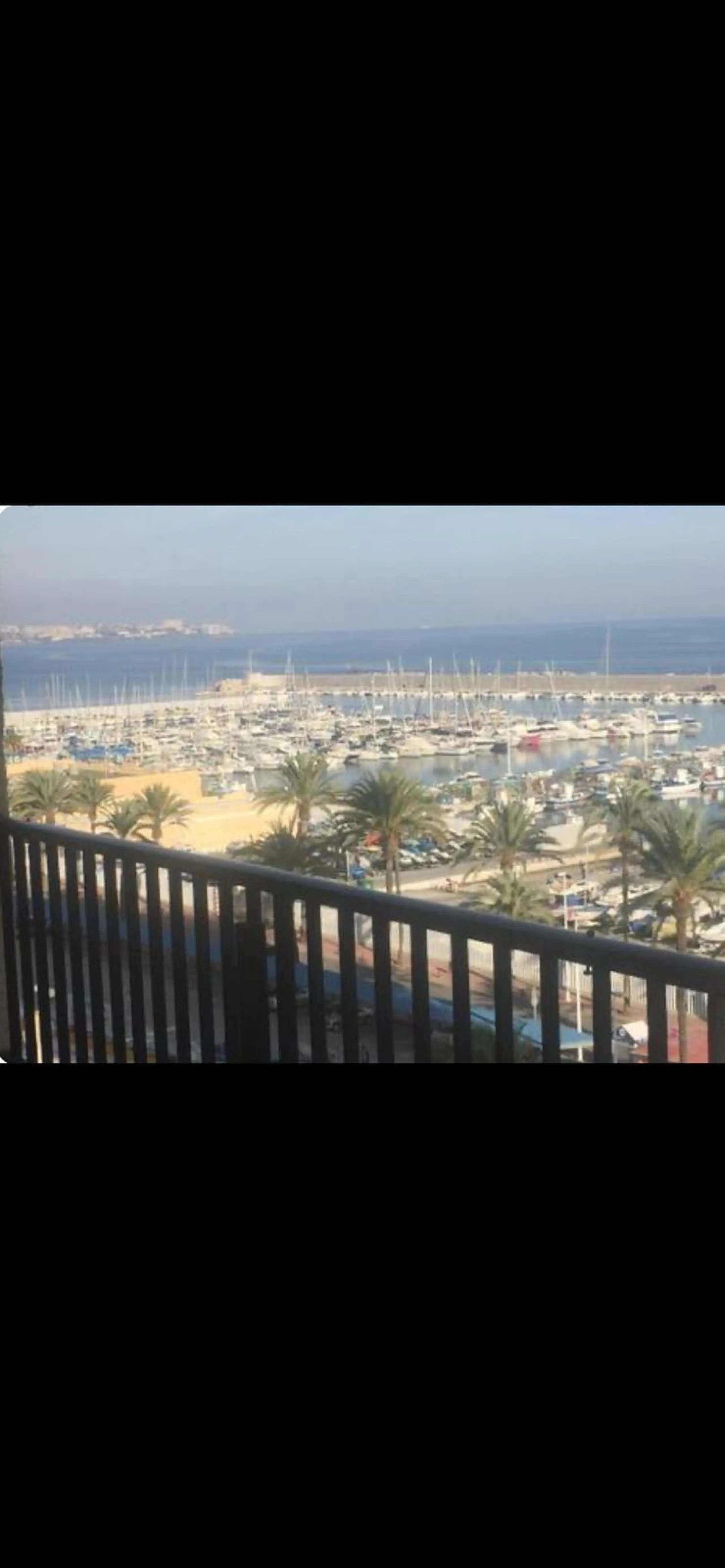 Apartment - Middle Floor Apartment в продаже в Fuengirola, Málaga. В доме 2 спален и 1 ванных комнат. Площадь дома 75 м²