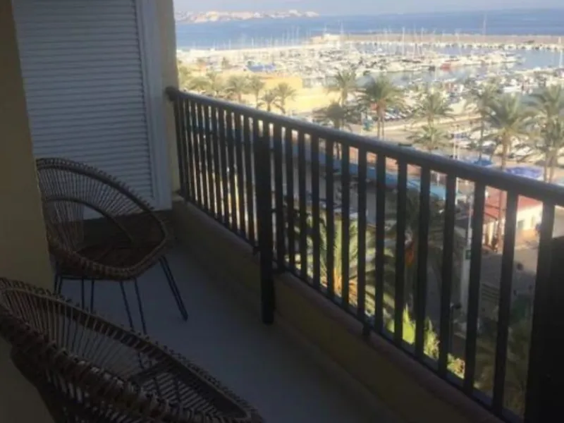 Apartment - Middle Floor Apartment в продаже в Fuengirola, Málaga. В доме 2 спален и 1 ванных комнат. Площадь дома 75 м²