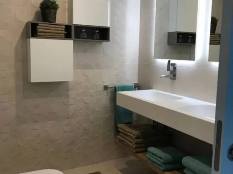 Apartment - Middle Floor Apartment в продаже в Fuengirola, Málaga. В доме 2 спален и 1 ванных комнат. Площадь дома 75 м²