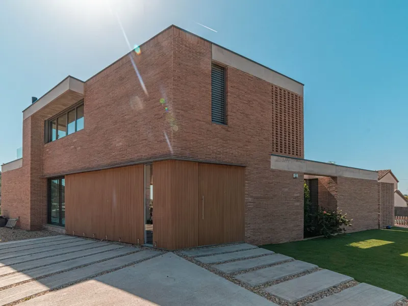 Contemporary House with Sea Views in Cabrils, Maresme