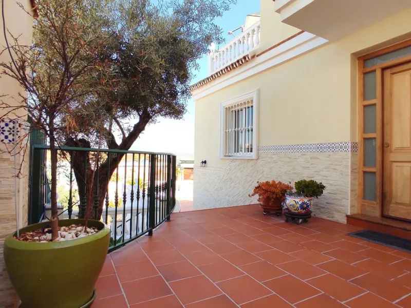 Modern Detached Villa with Panoramic Views & Private Pool – Coín, Málaga