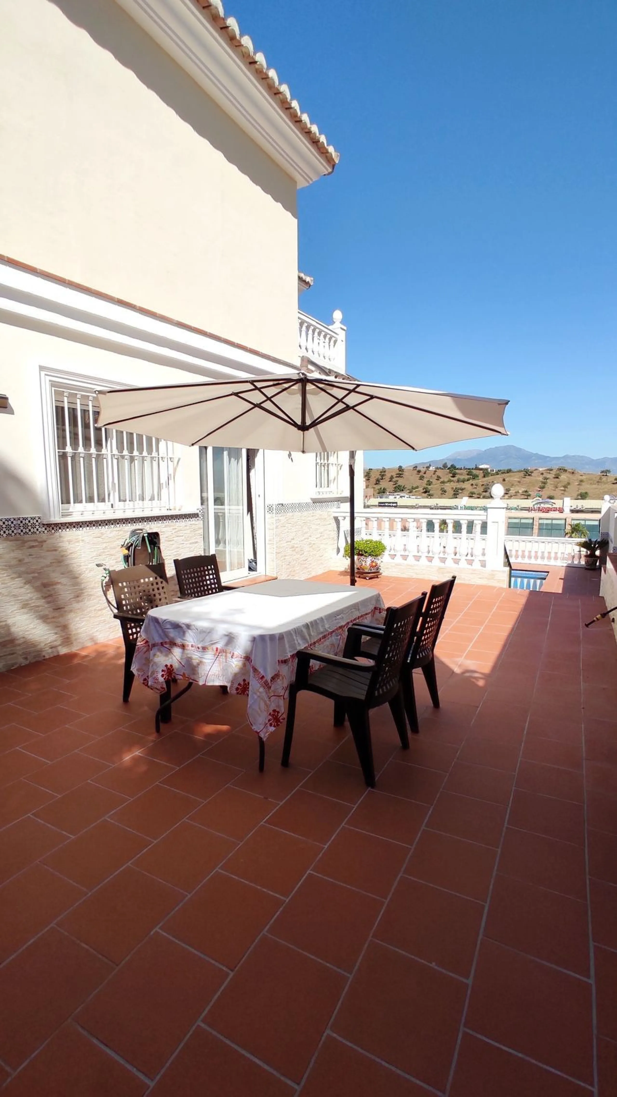 Modern Detached Villa with Panoramic Views & Private Pool – Coín, Málaga