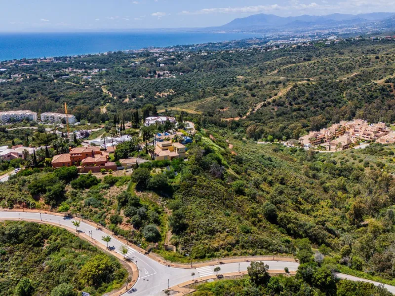 Plot - Residential Plot в продаже в Marbella, Málaga. Площадь участка 2114 м²