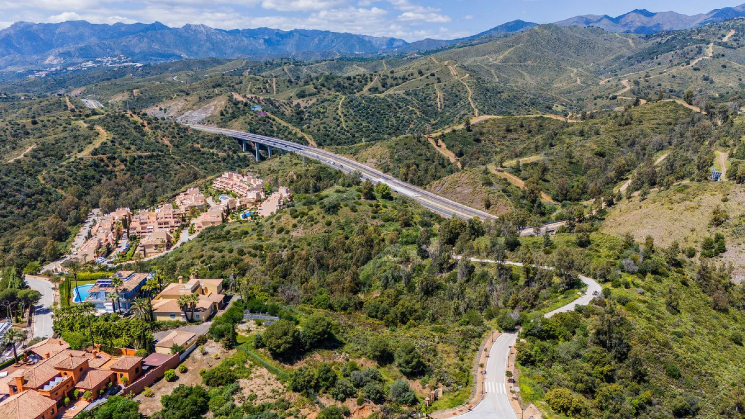 Plot - Residential Plot в продаже в Marbella, Málaga. Площадь участка 2114 м²
