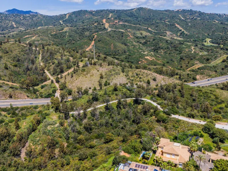 Plot - Residential Plot в продаже в Marbella, Málaga. Площадь участка 2114 м²