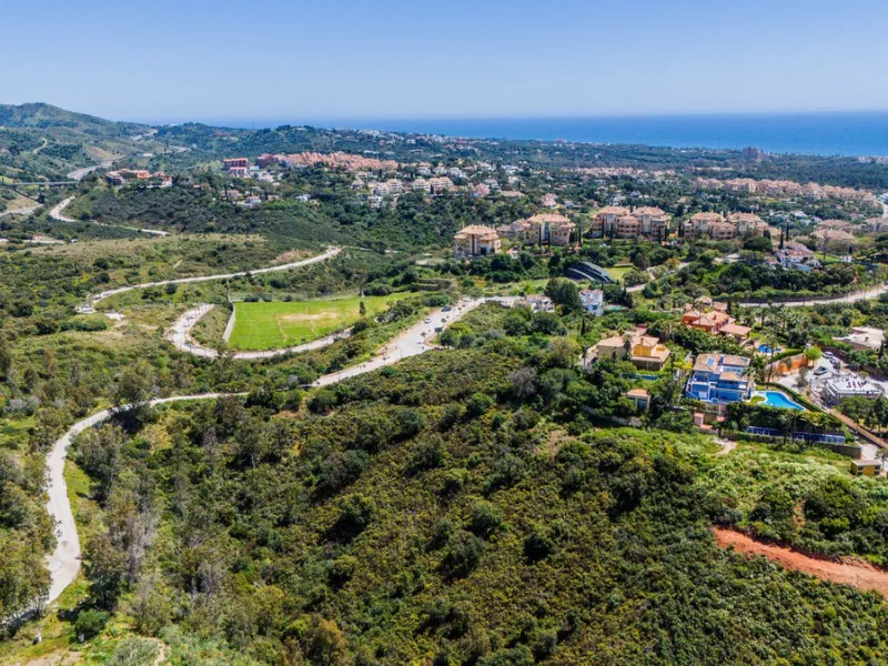 Plot - Residential Plot в продаже в Marbella, Málaga. Площадь участка 2114 м²