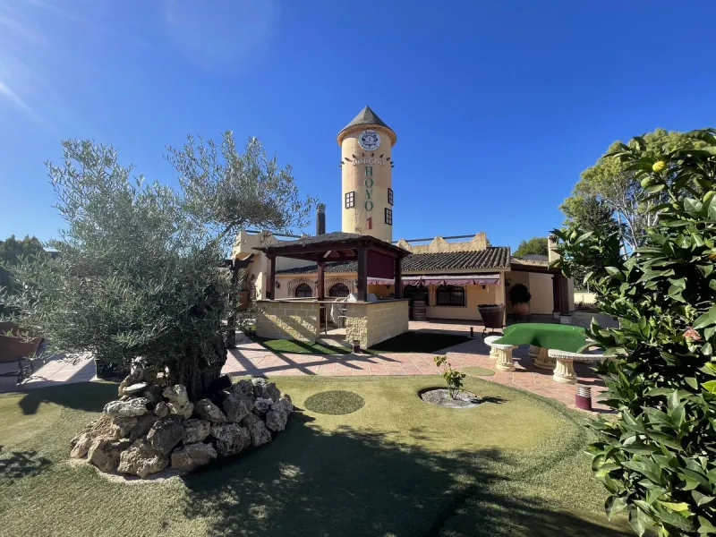 Commercial Property, El Paraiso, Costa del Sol.