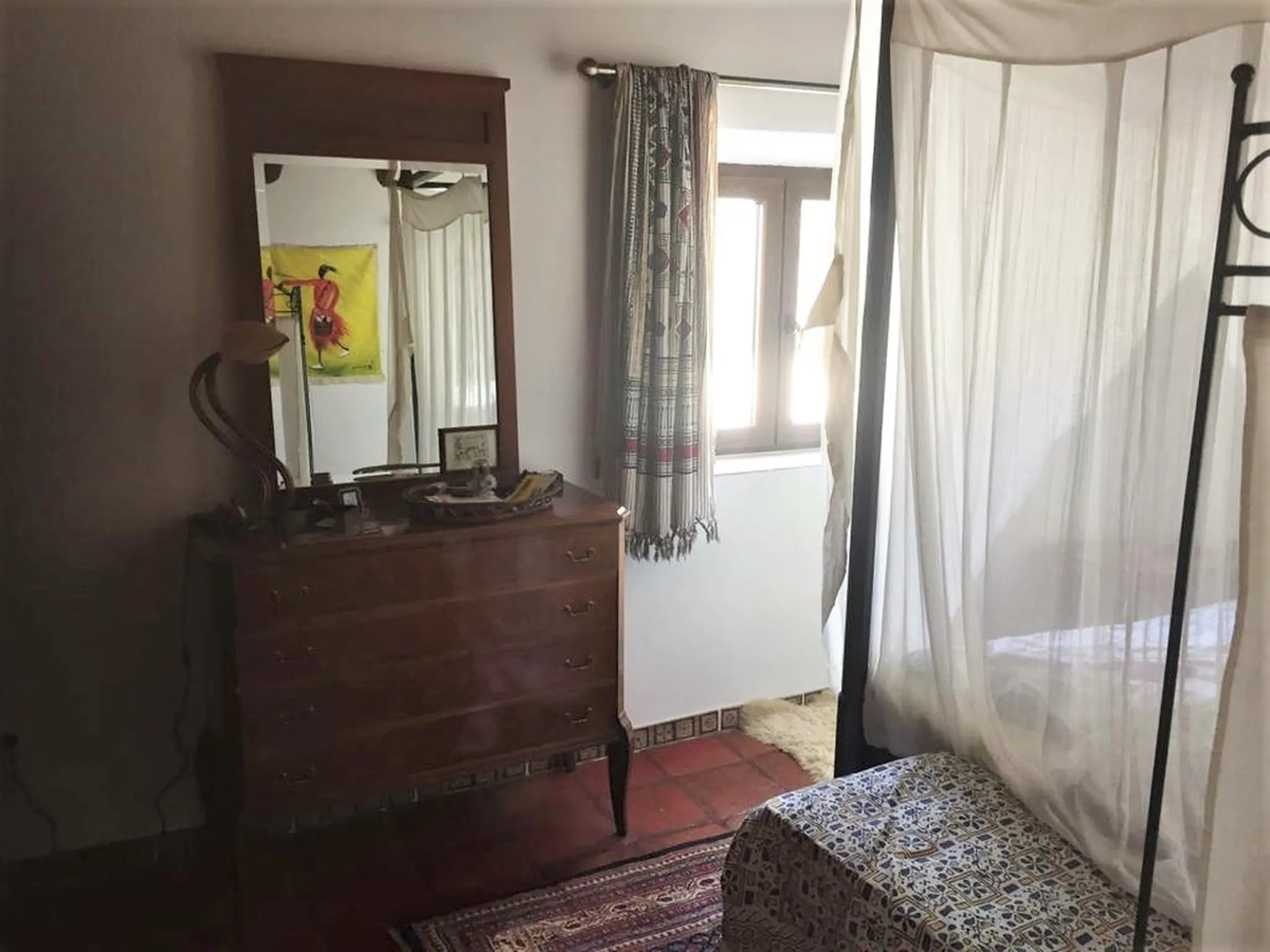 House - Finca - Cortijo в продаже в Casares, Málaga. В доме 4 спален и 2 ванных комнат. Площадь дома 220 м². Площадь участка 30000 м²