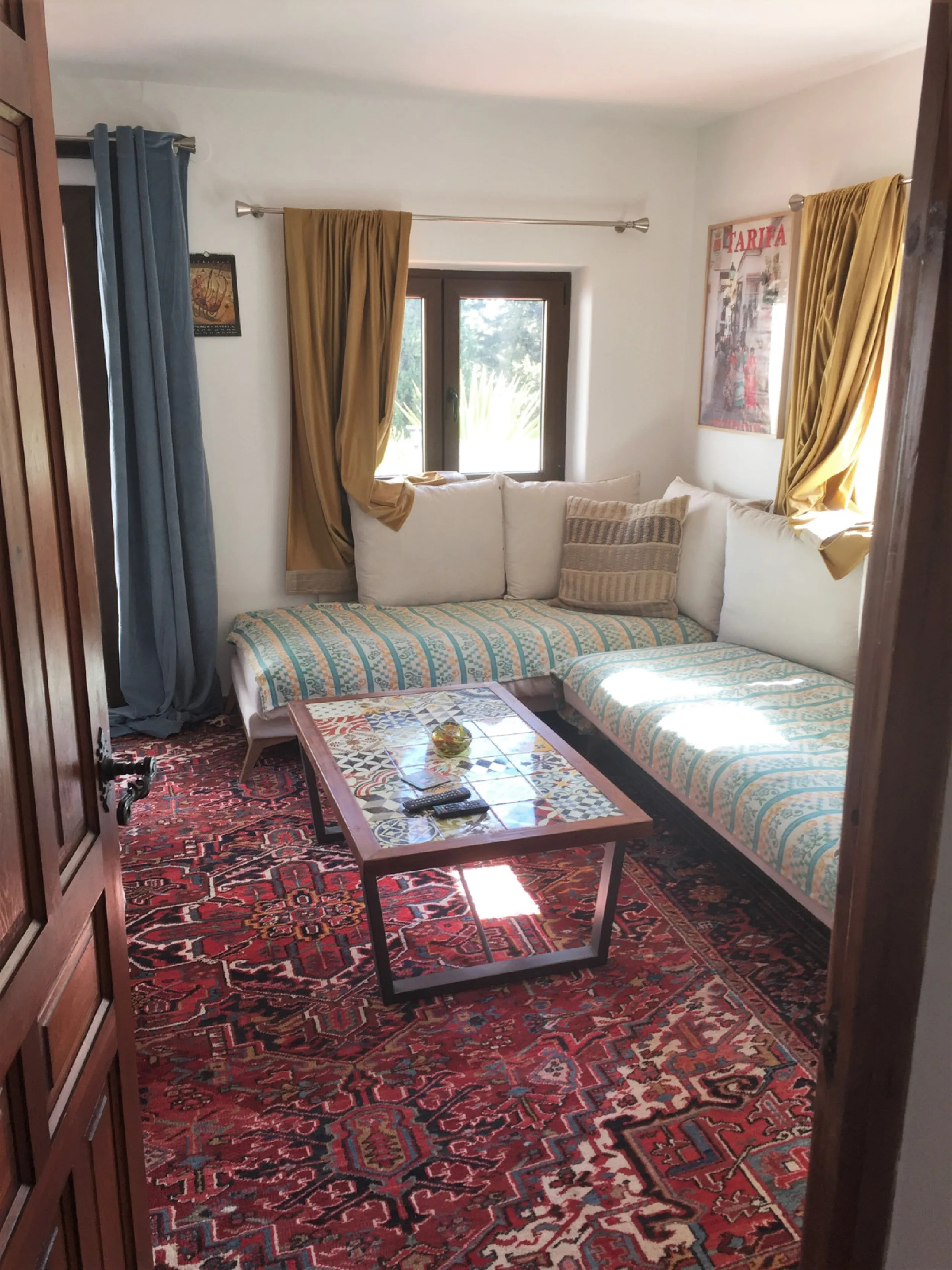 House - Finca - Cortijo в продаже в Casares, Málaga. В доме 4 спален и 2 ванных комнат. Площадь дома 220 м². Площадь участка 30000 м²