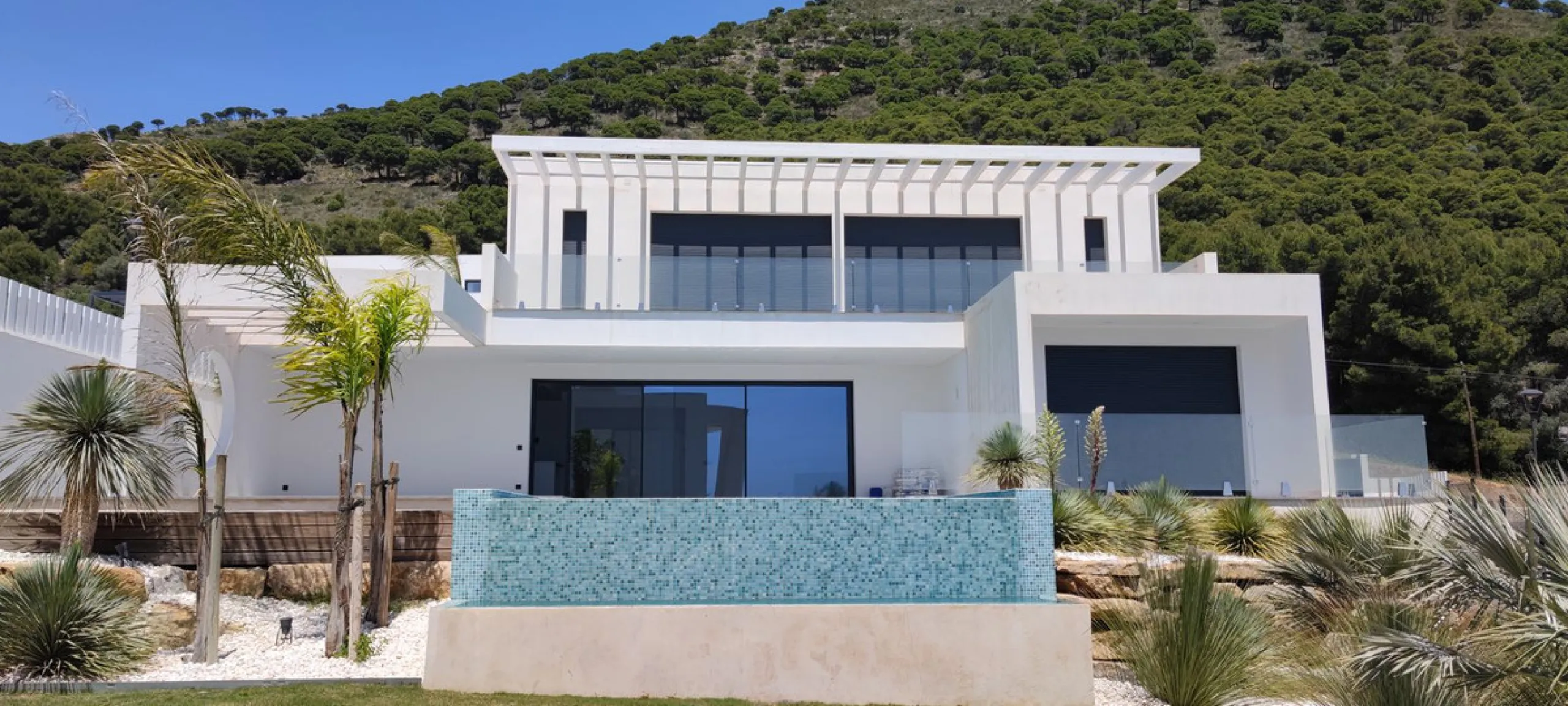 The brand new Villa Malpatros is a perfect combination of design and the comfort of a stunning luxury villa in a natural setting with spectacular sea views.