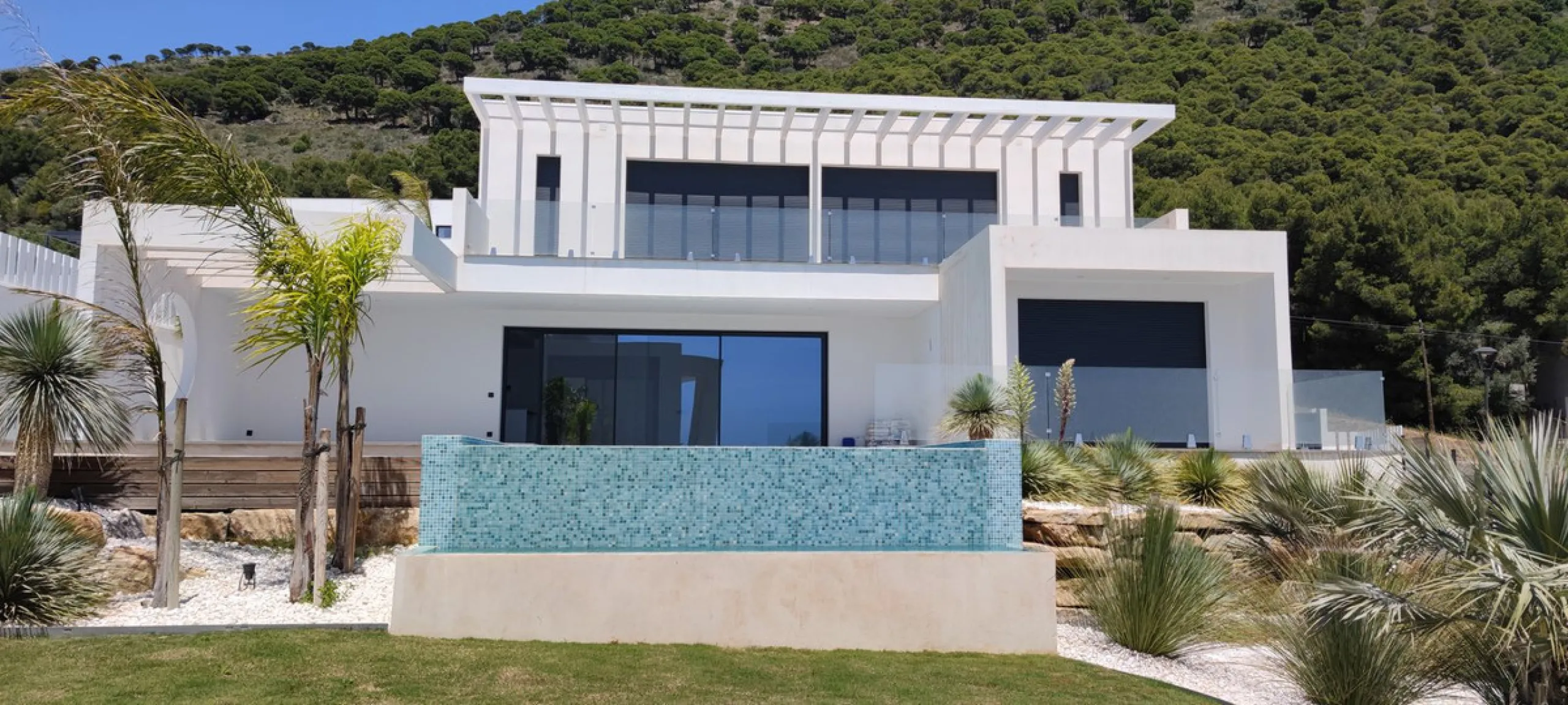 The brand new Villa Malpatros is a perfect combination of design and the comfort of a stunning luxury villa in a natural setting with spectacular sea views.