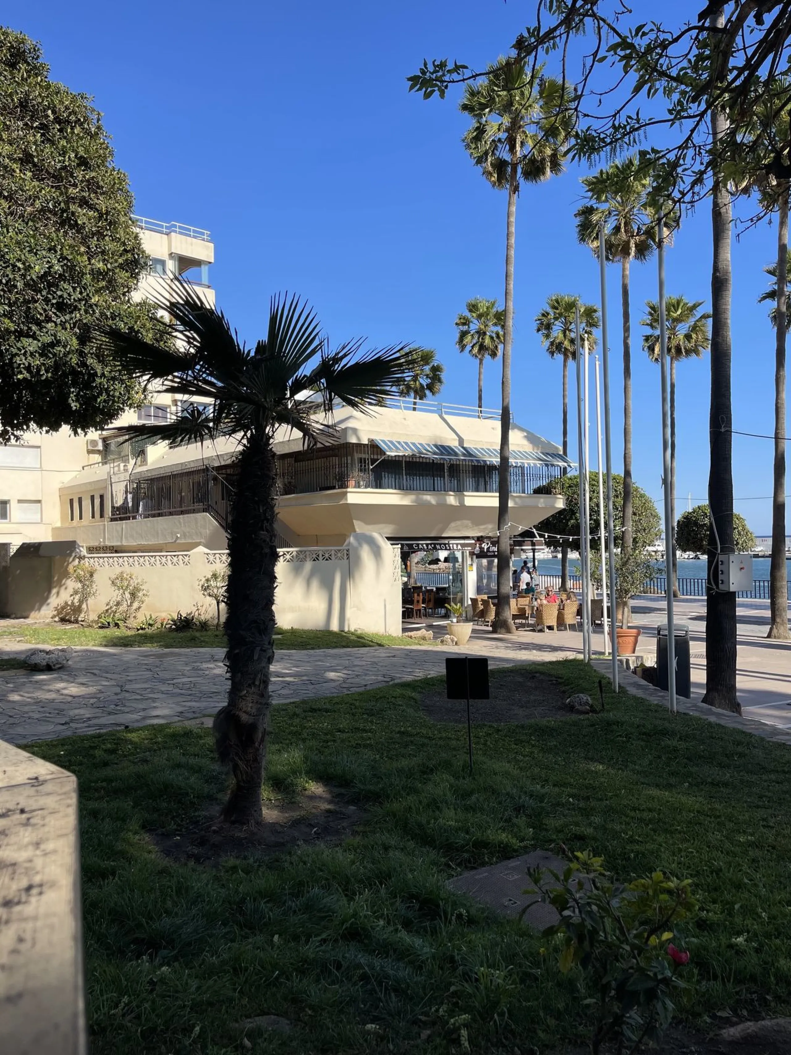 A unique facility on the first line in the heart of Marbella.