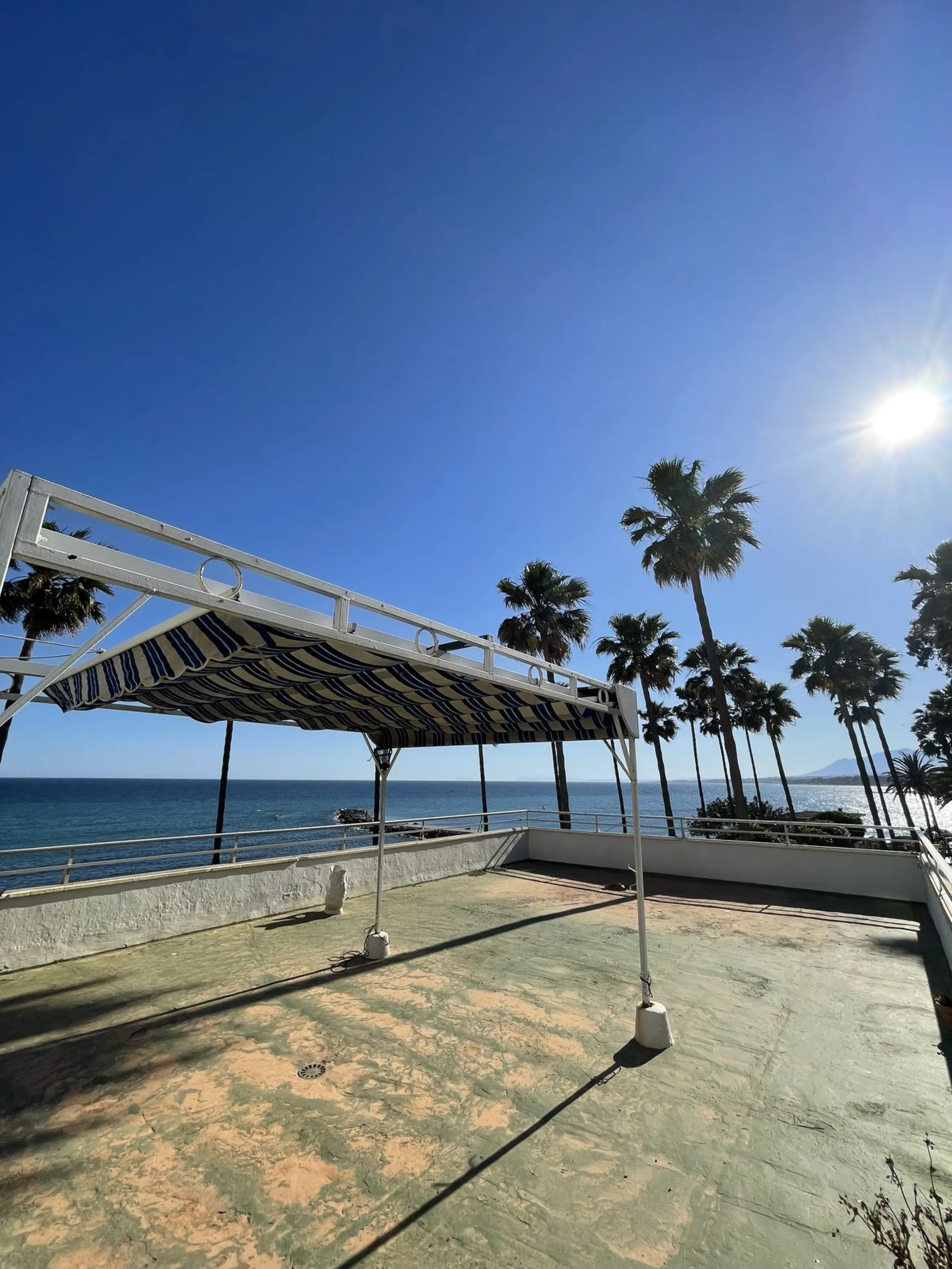 A unique facility on the first line in the heart of Marbella.